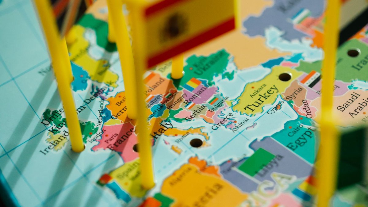 Bandiere di diversi paesi